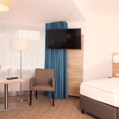 Hotel Frisia เลียร์ ภายนอก รูปภาพ
