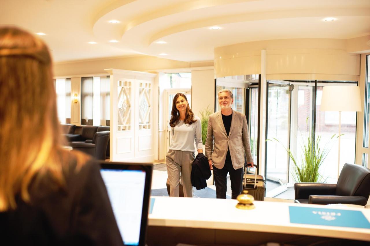 Hotel Frisia เลียร์ ภายนอก รูปภาพ