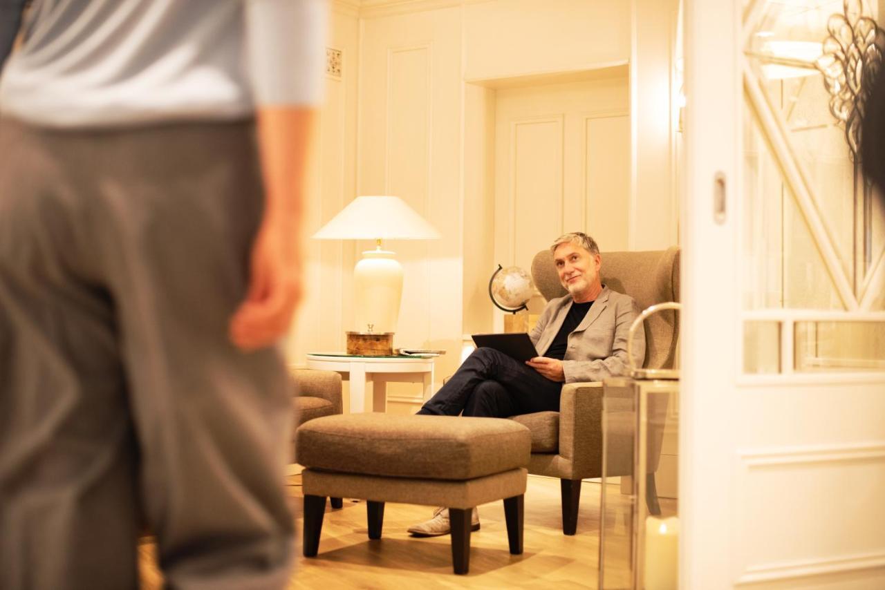 Hotel Frisia เลียร์ ภายนอก รูปภาพ