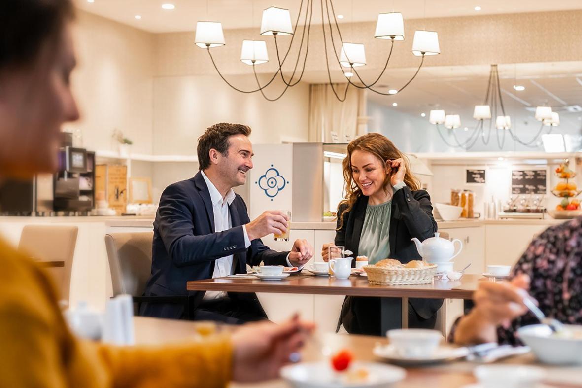 Hotel Frisia เลียร์ ภายนอก รูปภาพ