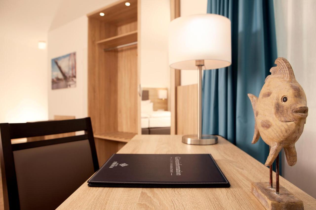 Hotel Frisia เลียร์ ภายนอก รูปภาพ