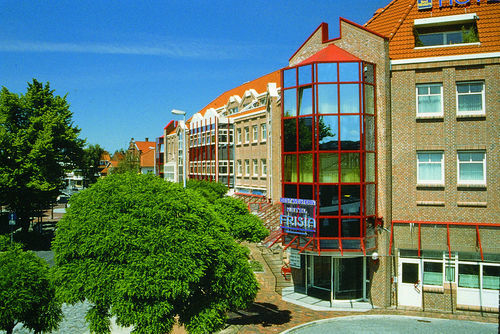 Hotel Frisia เลียร์ ภายนอก รูปภาพ