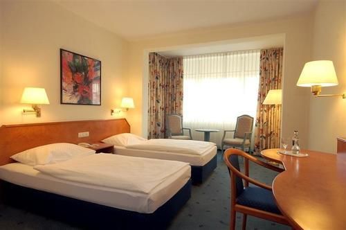 Hotel Frisia เลียร์ ภายนอก รูปภาพ